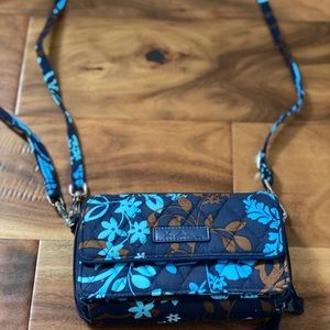 Vera Bradley crossbody wallet